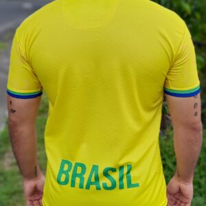 Primer equipamiento de Brasil Qatar 2022